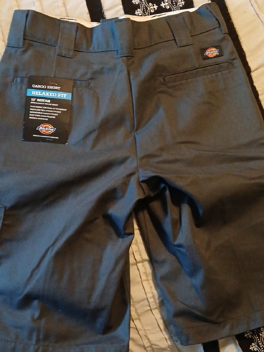 Dickies Dark Charcoal Relaxed-Fit Cargo Shorts New W/ Tags